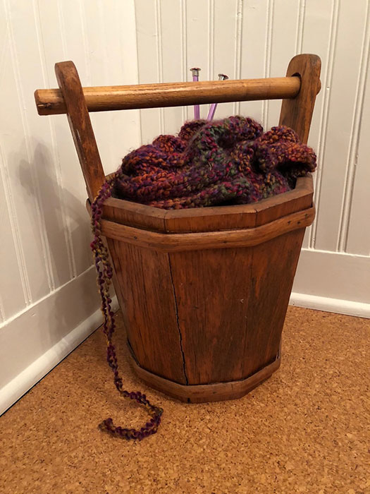 Bucket with yarn